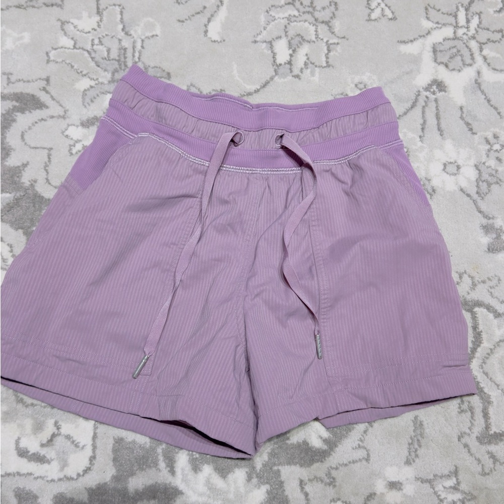 Lululemon Women's Dance Studio High-Rise Shorts 3.5"